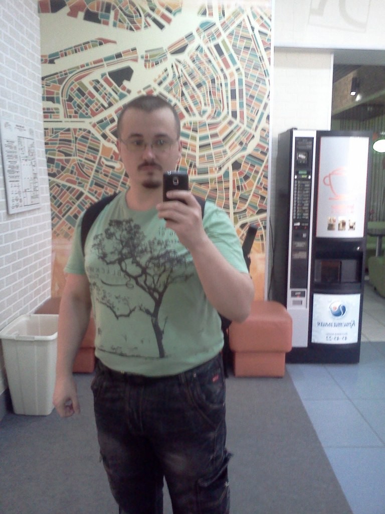 молодой человек ижевск. елена столова ижевск. молодой человек ижевск. театр молодой человек ижевск зал. театр молодой человек ижевск фото.