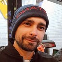  ,   Viktor, 32 ,   ,   