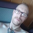  ,   Konstantin, 35 ,     