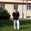  ,   Niki, 52 ,   