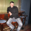  ,   Raimonds, 54 ,  