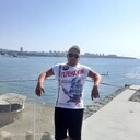  ,   Fanis, 44 ,  