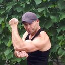  ,   Gia, 42 ,   ,   