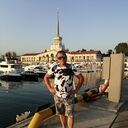  ,   Nikolay, 33 ,   