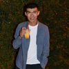 ,   Max, 33 ,   