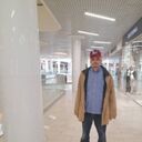  ,   Hugo Van Yal, 46 ,   ,   