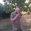  ,   Viktor, 33 ,   ,   
