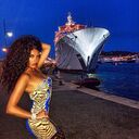  ,   Eva, 35 ,   ,   , c , 