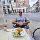  ,   Alex, 40 ,   c , 