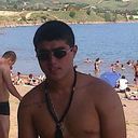  ,   Luka, 33 ,  