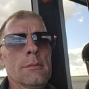  ,   Nik, 46 ,   ,   