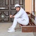  ,   Shoxrux, 33 ,   ,   , c 