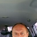  ,   Leon, 44 ,   