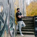  ,   Artyom, 33 ,   ,   