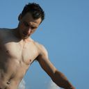  ,   Grei, 41 ,  