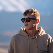  ,   Alexander, 25 ,   ,   