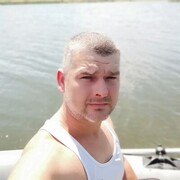  ,   Anton, 39 ,   ,   