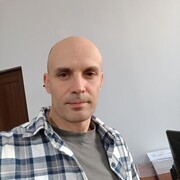  ,  Santa, 40