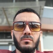  ,  Farruh, 40