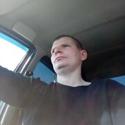  ,  Mihail, 33