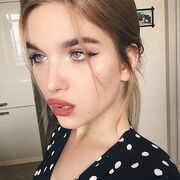  , 