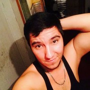  ,  Shoxrux, 29
