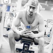  -,   Hamza, 32 ,   ,   , c , 