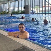  ,  Rashit, 35