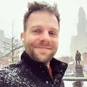  Aspen,   Ethan Huxley, 50 ,     , c 