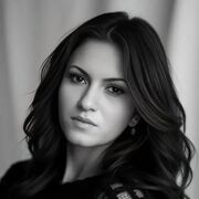  ,   Alana, 35 ,   c 