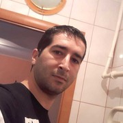  ,  Ali, 36