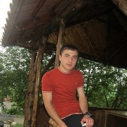  ,   Albert, 33 ,   
