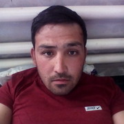  ,  Ali, 35