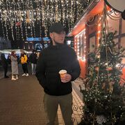  ,   Viktor, 29 ,   ,   
