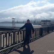  ,   Bruno, 43 ,   ,   