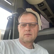  ,   Oleg, 40 ,   c 