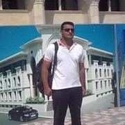  ,  Azer, 40