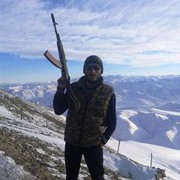  ,   Vahe, 38 ,   