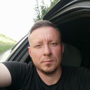  ,  Diny, 38