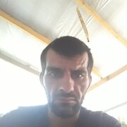 ,  Jamal, 35