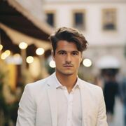  ,   Anton, 35 ,   ,   