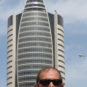  Holon,   Slavik, 44 ,   ,   , c 