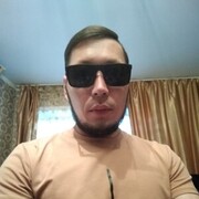  ,  Azamat, 35