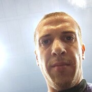  ,  Alex, 33