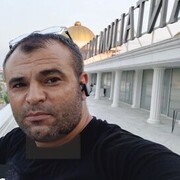  ,   Mehmet, 39 ,   ,   