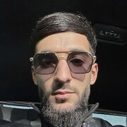  ,   Alex, 22 ,   ,   