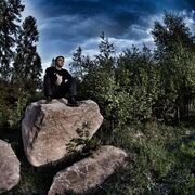  ,  Denis, 23