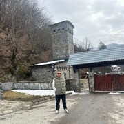  ,   Luka, 53 ,   ,   
