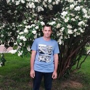  ,  Petr, 35