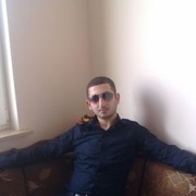 ,   Zaven, 36 ,   